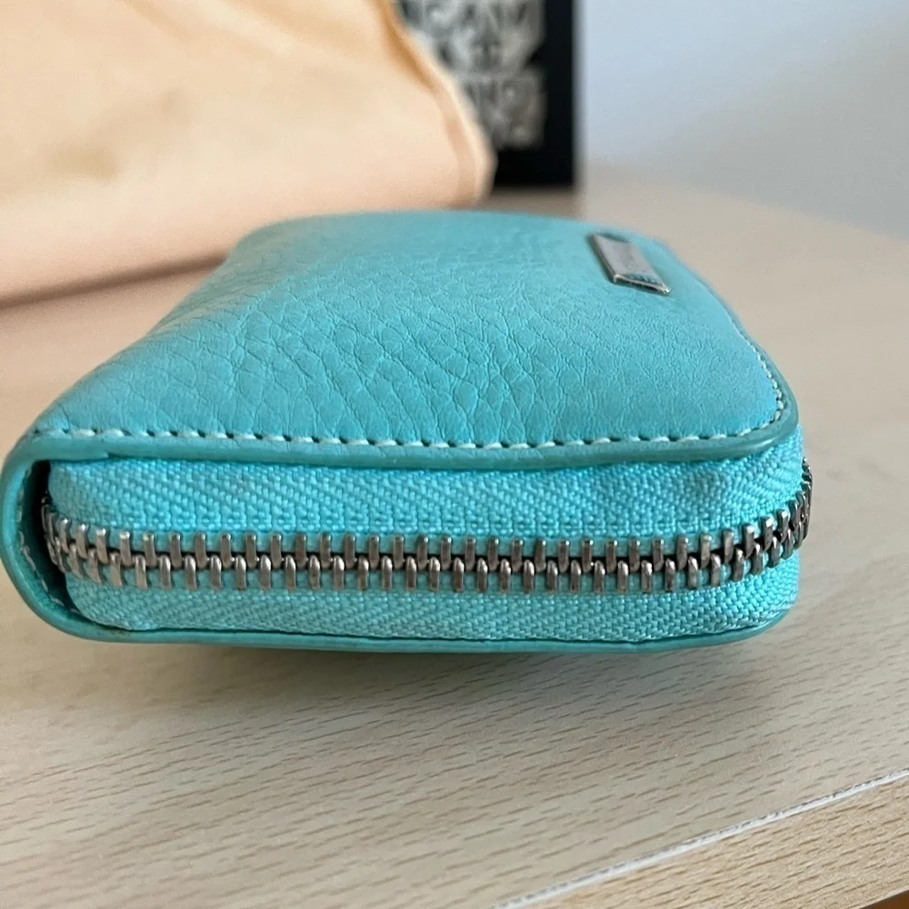 TIFFANY & Co. blue zip around wallet Italy